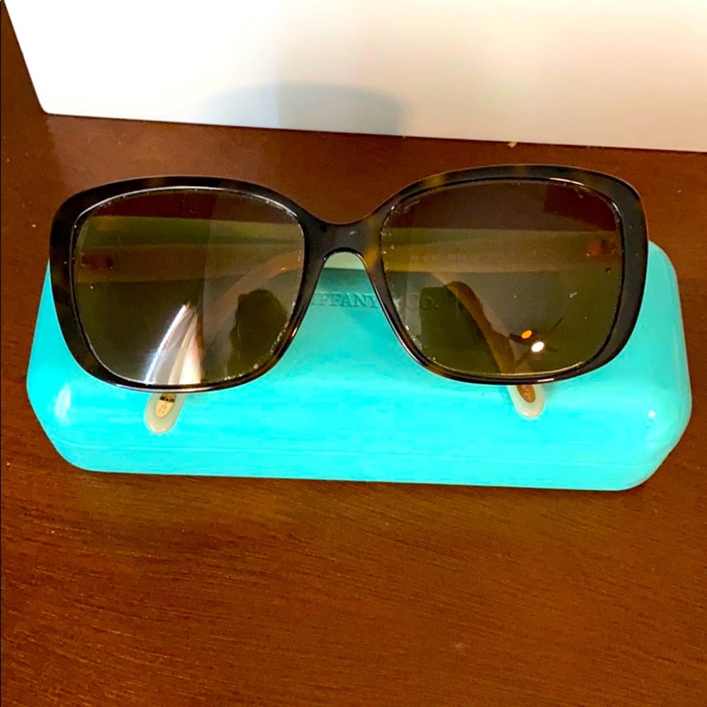 Tiffany sunglasses with prescription lenses.